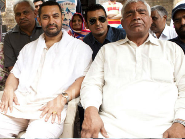 ಗೀತಾ ಅವರ ತಂದೆ ಮಹಾವೀರ್ ಫೋಗತ್