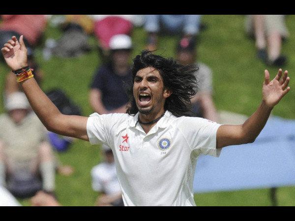ಇಂಗ್ಲೆಂಡಿನಲ್ಲಿ 50ಪ್ಲಸ್ ವಿಕೆಟ್ ಗಳಿಕೆ