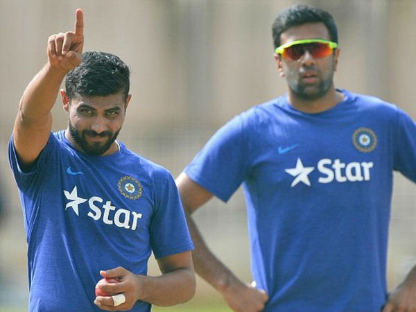 ಆಲ್ರೌಂಡರ್ಗಳು: ರವೀಂದ್ರ ಜಡೇಜಾ ಮತ್ತು ರವಿಚಂದ್ರನ್ ಅಶ್ವಿನ್