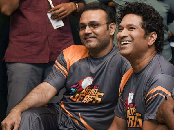 1. ವೀರೇಂದ್ರ ಸೆಹ್ವಾಗ್- ಡೆಲ್ಲಿ ಡೇರ್ ಡೆವಿಲ್ಸ್