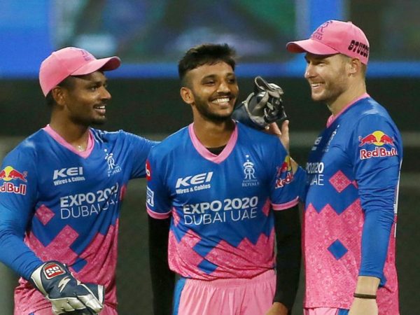 6 ಅನ್ಕ್ಯಾಪ್ಡ್ ಆಟಗಾರರಿಗೆ ಸ್ಥಾನ