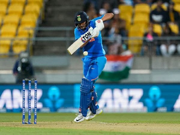 ಮನೀಷ್ ಪಾಂಡೆಗೆ ಧವನ್ ಮತ್ತು ಭುವನೇಶ್ವರ್ಗಿಂತ ಅನುಭವ ಹೆಚ್ಚು
