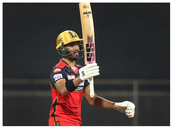 1. ರಾಜಸ್ಥಾನ್ ರಾಯಲ್ಸ್ ವಿರುದ್ಧ ಪಡಿಕ್ಕಲ್ 101*