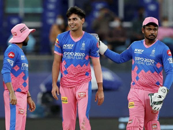 ಕೊನೆಯ ಓವರ್ನಲ್ಲಿ 8 ವಿಕೆಟ್ ಕೈನಲ್ಲಿದ್ದರೂ ಸೋತದ್ದು ಆಶ್ಚರ್ಯಕರ