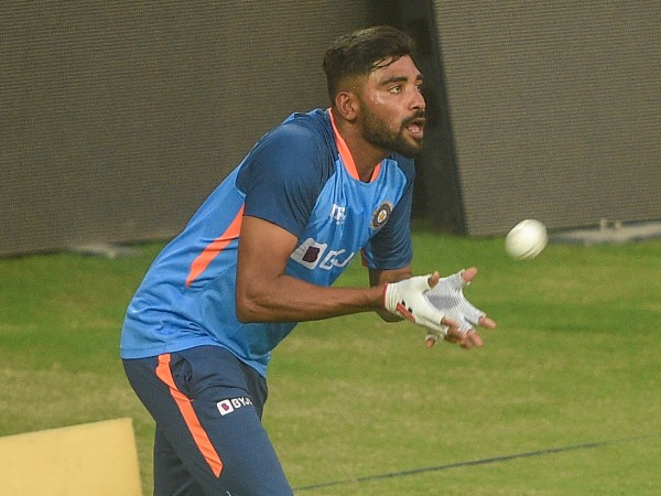 ಮೊಹಮ್ಮದ್ ಸಿರಾಜ್ಗೆ ಆಡುವ ಬಳಗದಲ್ಲಿ ಅವಕಾಶ