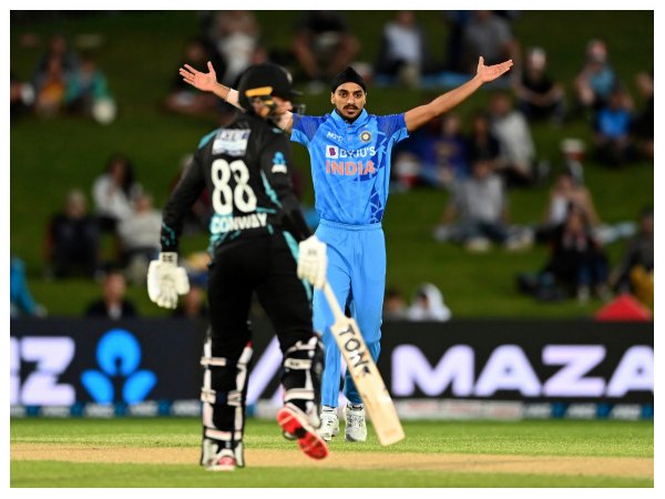 ಚೋಪ್ರಾ ಆಯ್ಕೆ ಬೌಲಿಂಗ್ ವಿಭಾಗ ಹೇಗಿದೆ?