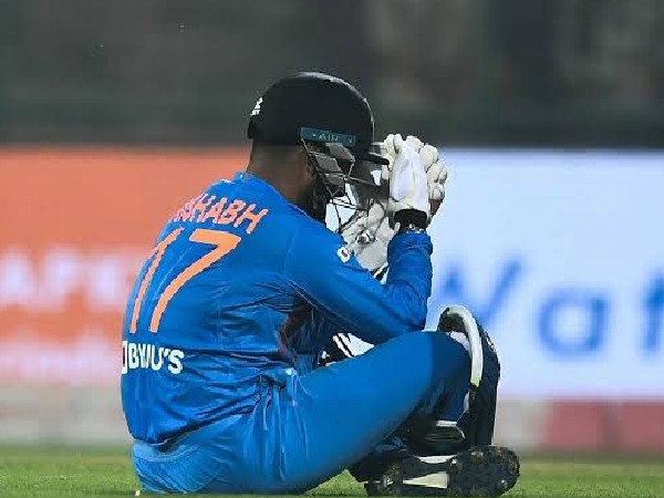 ತಂಡದಿಂದ ಹೊರಬಿದ್ದ ರಿಷಬ್ ಪಂತ್