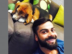Virat Kohli Enjoys Home Food Gets Unconditional Love Little Dynamite