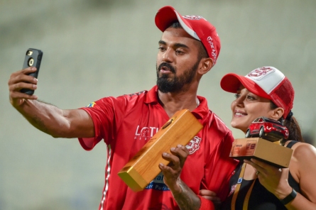 ಕಿಂಗ್ಸ್ XI ಪಂಜಾಬ್ ತಂಡದಲ್ಲಿ ಯಾರ ಅಡ್ಡ ಹೆಸರು 'ಕುಳ್ಳ'?